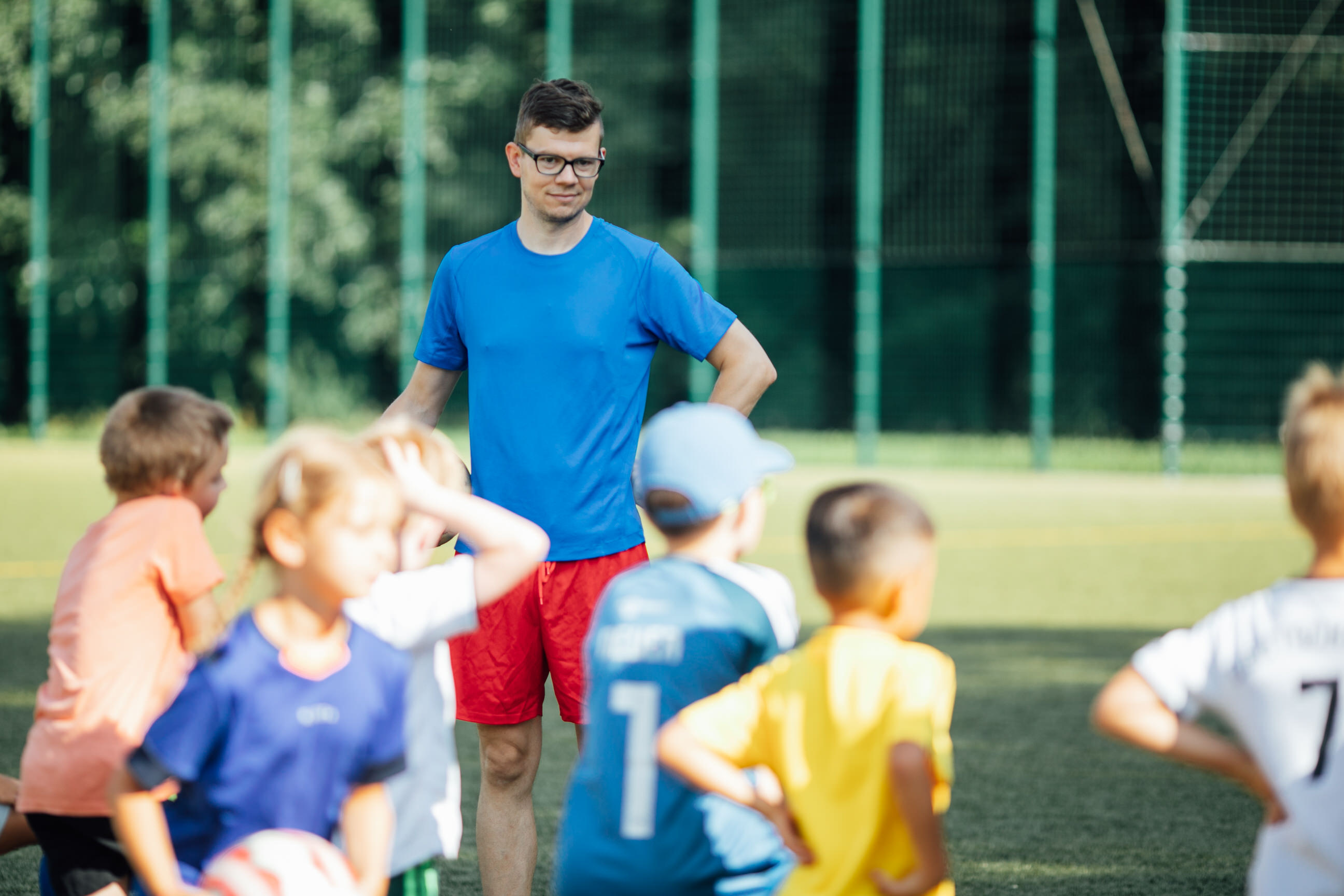 Dr. Daniel Schultheiß - OB-Wahl-Kandidat beim Fußballtraining